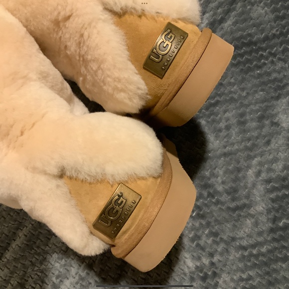 UGG Patten Boot Women’s Size 10 - Picture 3 of 17